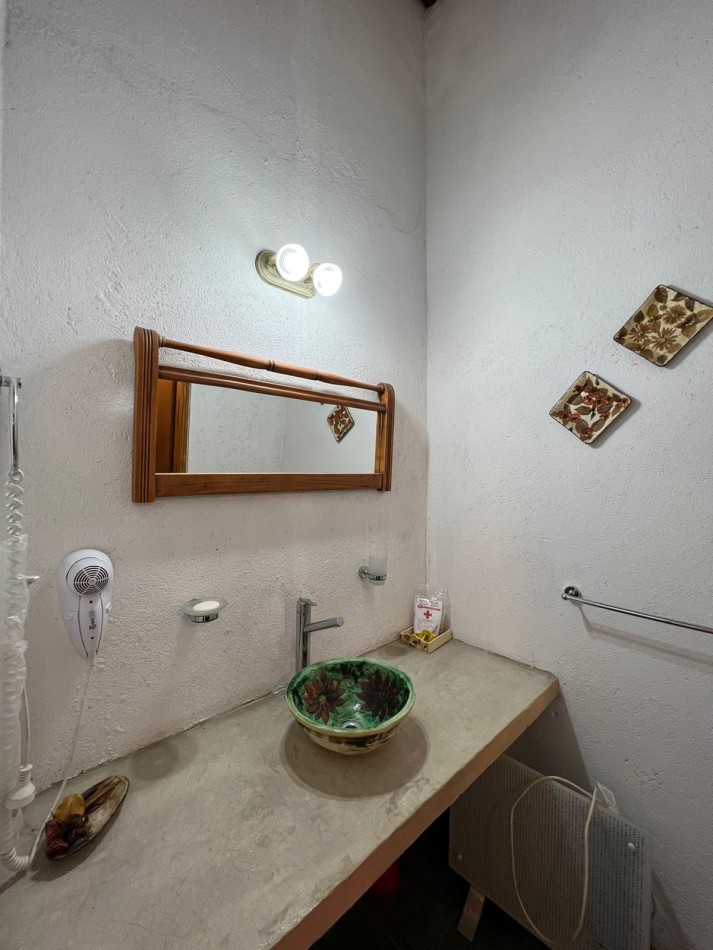 VENTA DE COMPLEJO EN BARRIO GUTIERREZ - LOS REARTES