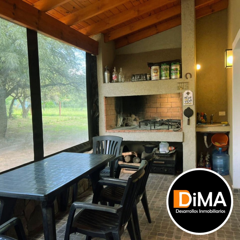 VENTA DE CASA 4 AMBIENTES - VILLA CASTELAR - VILLA GENERAL BELGRANO