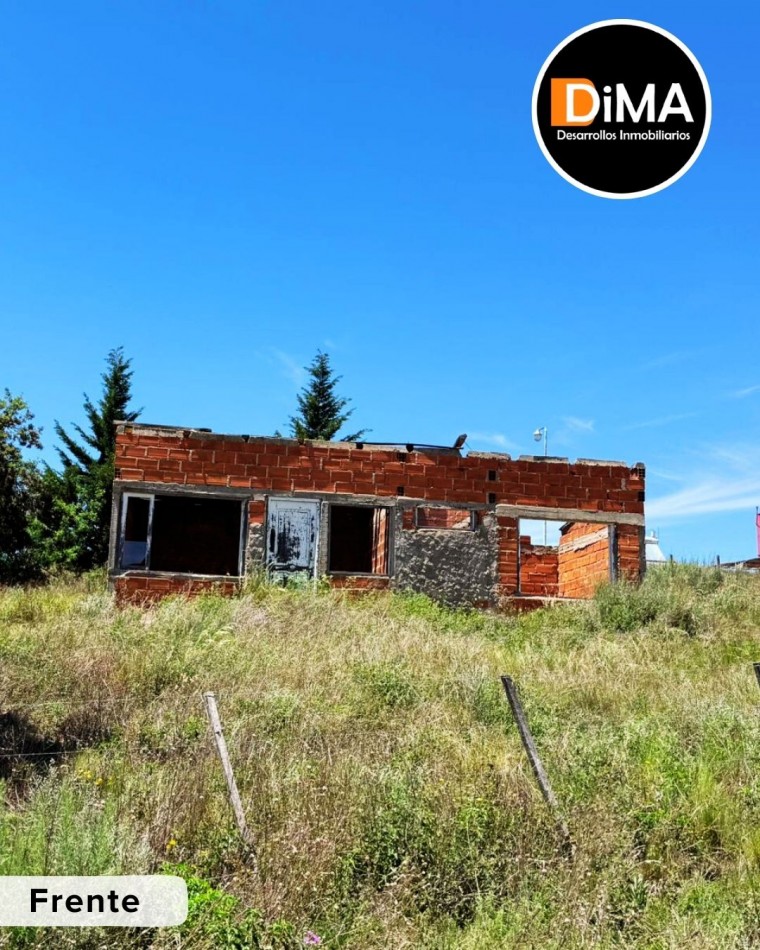 LOTE CON CONSTRUCCION EN VILLA YACANTO 