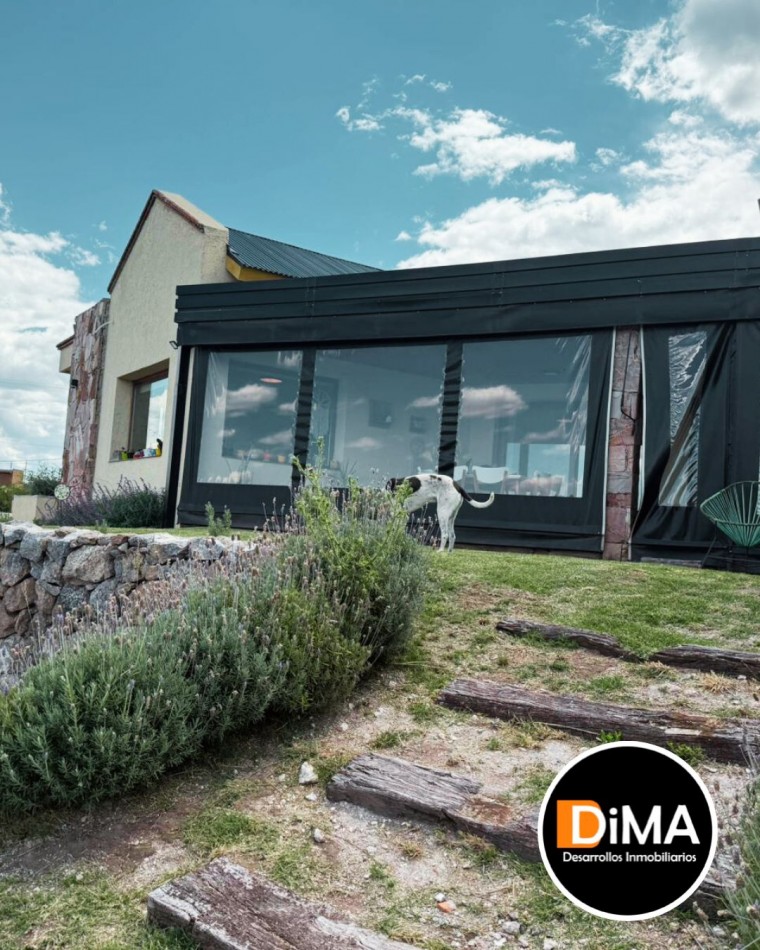 VENTA DE CASA 6 AMB - TIERRAS DEL SAUCE - VILLA GENERAL BELGRANO