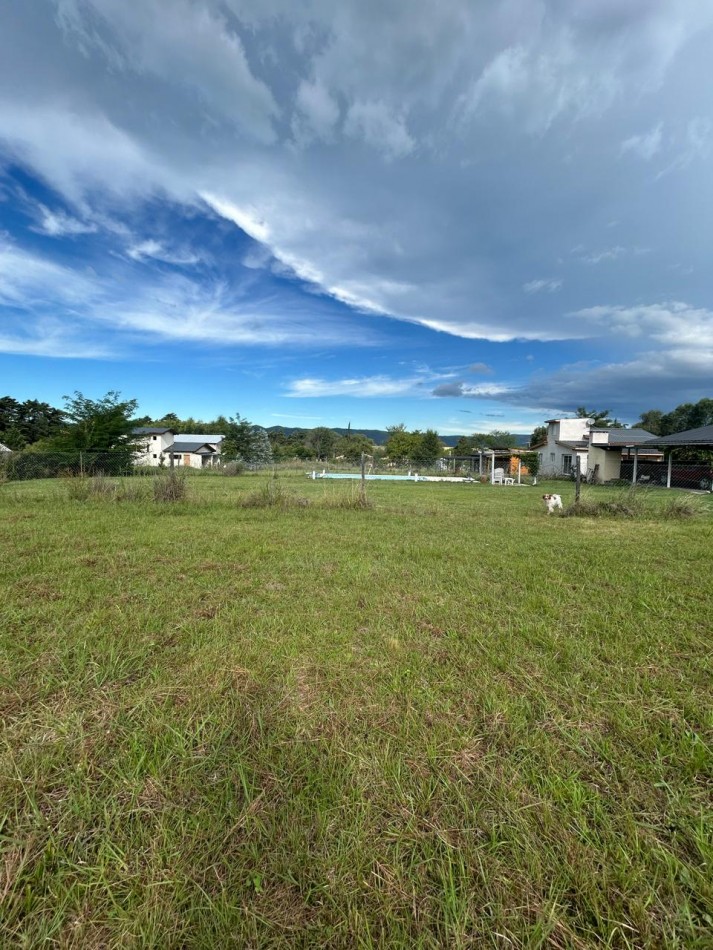 VENTA DE LOTE DE 1.079 MTS² - BARRIO BRISAS DE TOTORALEJOS - LOS REARTES