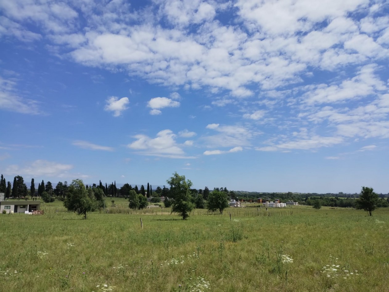 VENTA DE LOTE DE 1.034M2 - PAMPA DE LOS VASCOS