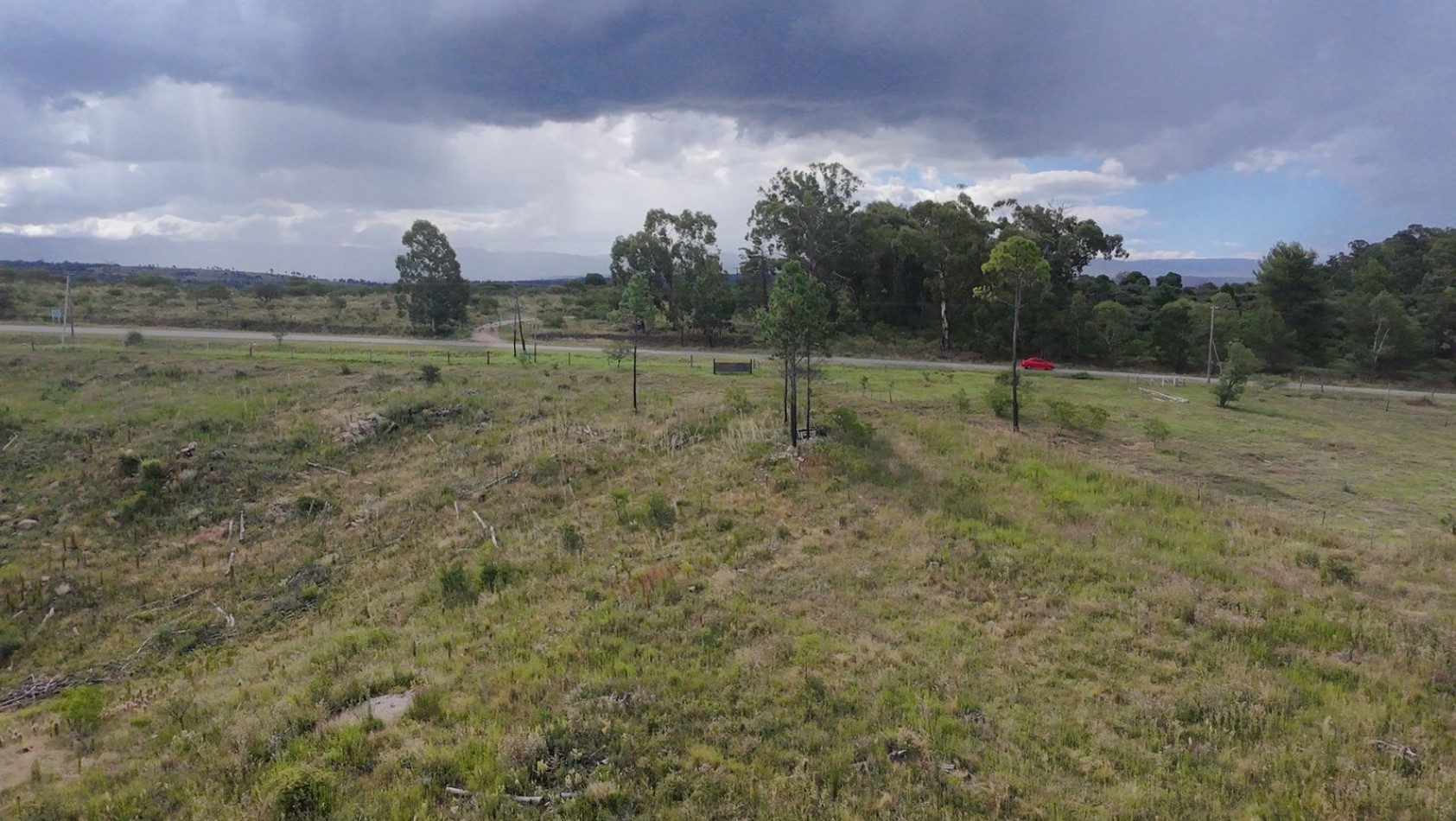 LOTES EN ATOS PAMPA - 1 HECTAREA Y 3 HECTAREAS