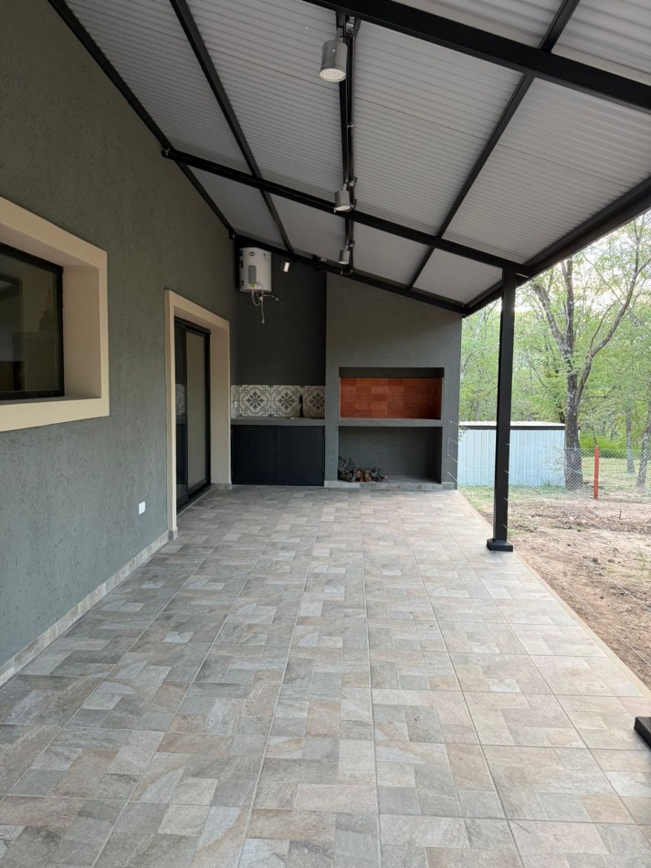 VIVIENDA A ESTRENAR EN VILLA CASTELAR - VILLA GENERAL BELGRANO