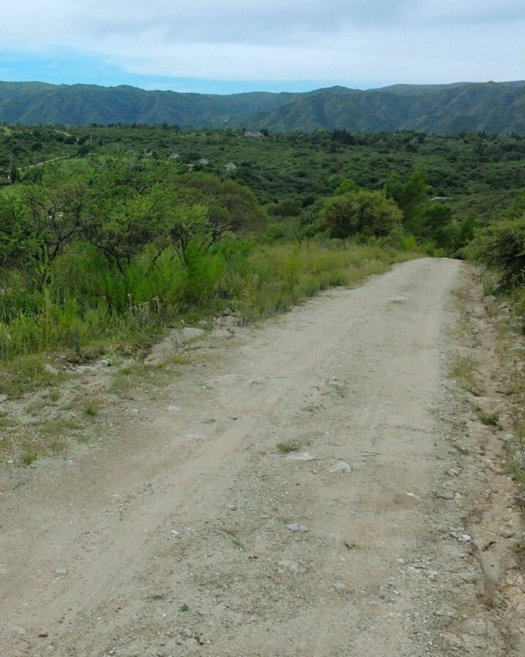 LOTE EN BARRIO TIERRAS DEL SAUCE CON COSTA DE ARROYO - VILLA GENERAL BELGRANO
