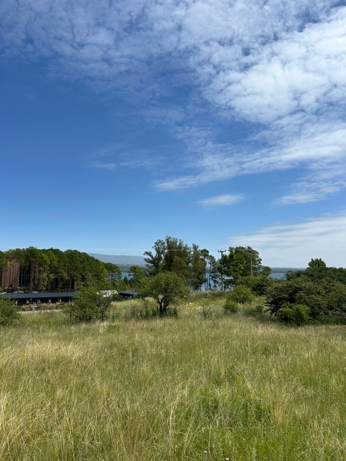 LOTE EN ALTOS DE MOLVENTO 