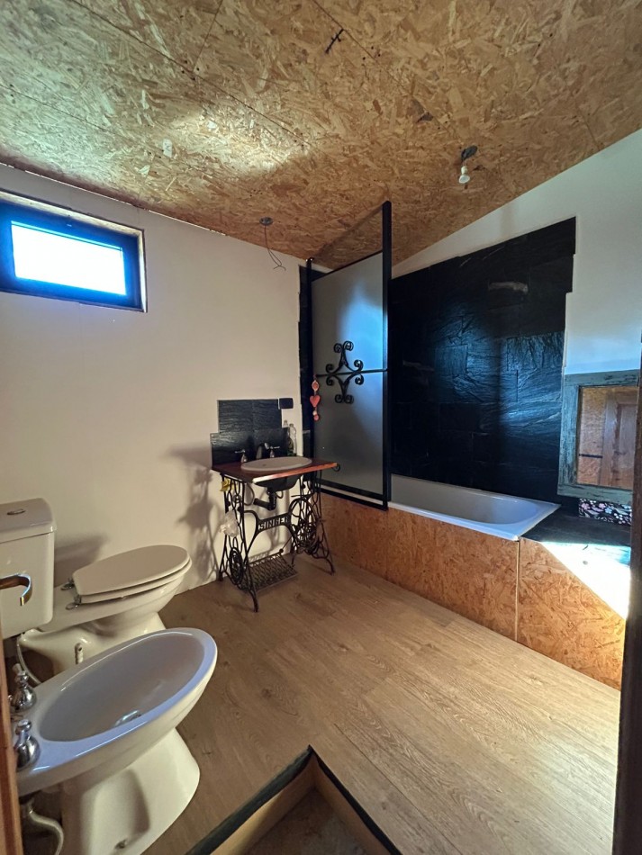 CASA EN VENTA LA LOMA - LOS REARTES