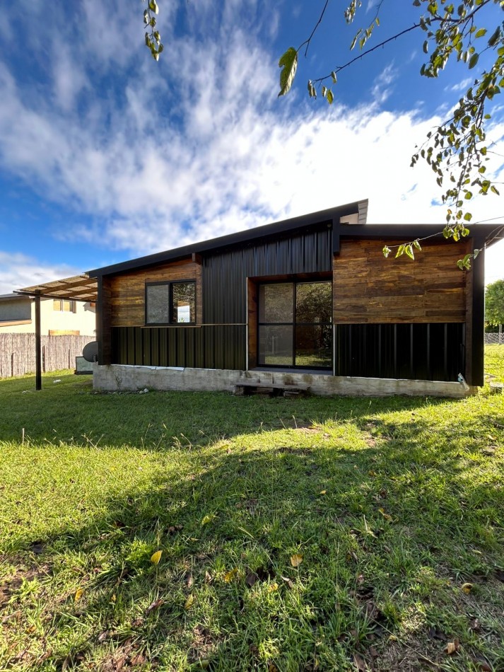 CASA EN VENTA LA LOMA - LOS REARTES