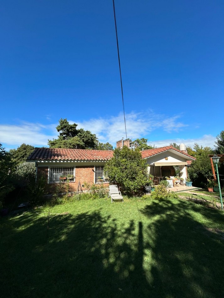 CASA EN VENTA EN VILLA GENERAL BELGRANO SOBRE CALLE MANANTIALES