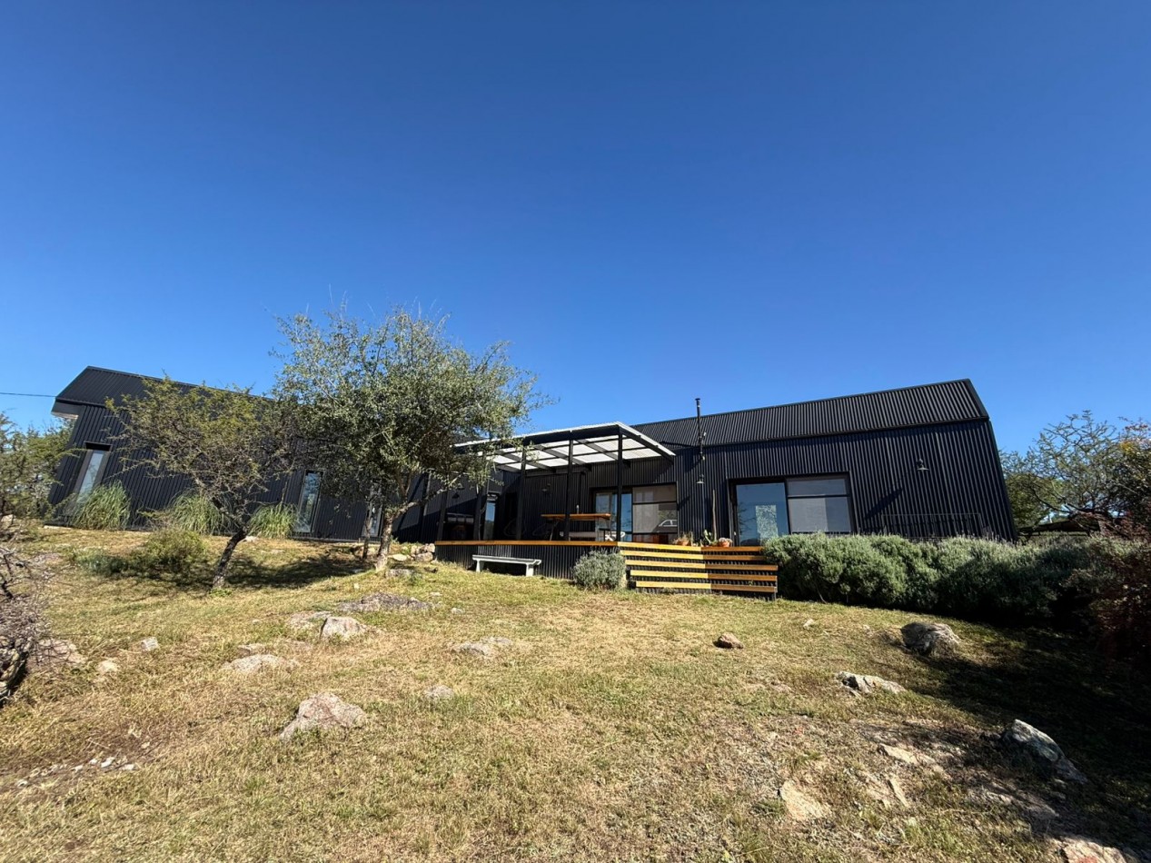 CASA EN VENTA EN TIERRAS DEL SAUCE - VILLA GENERAL BELGRANO