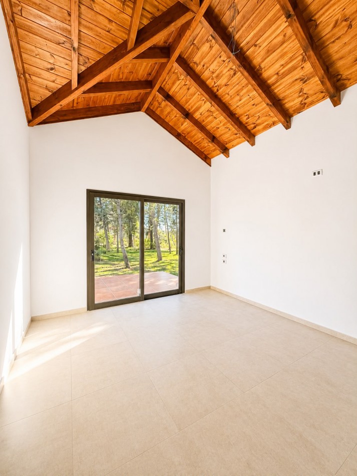 VENTA DE PROPIEDAD EN BOSQUECILLO