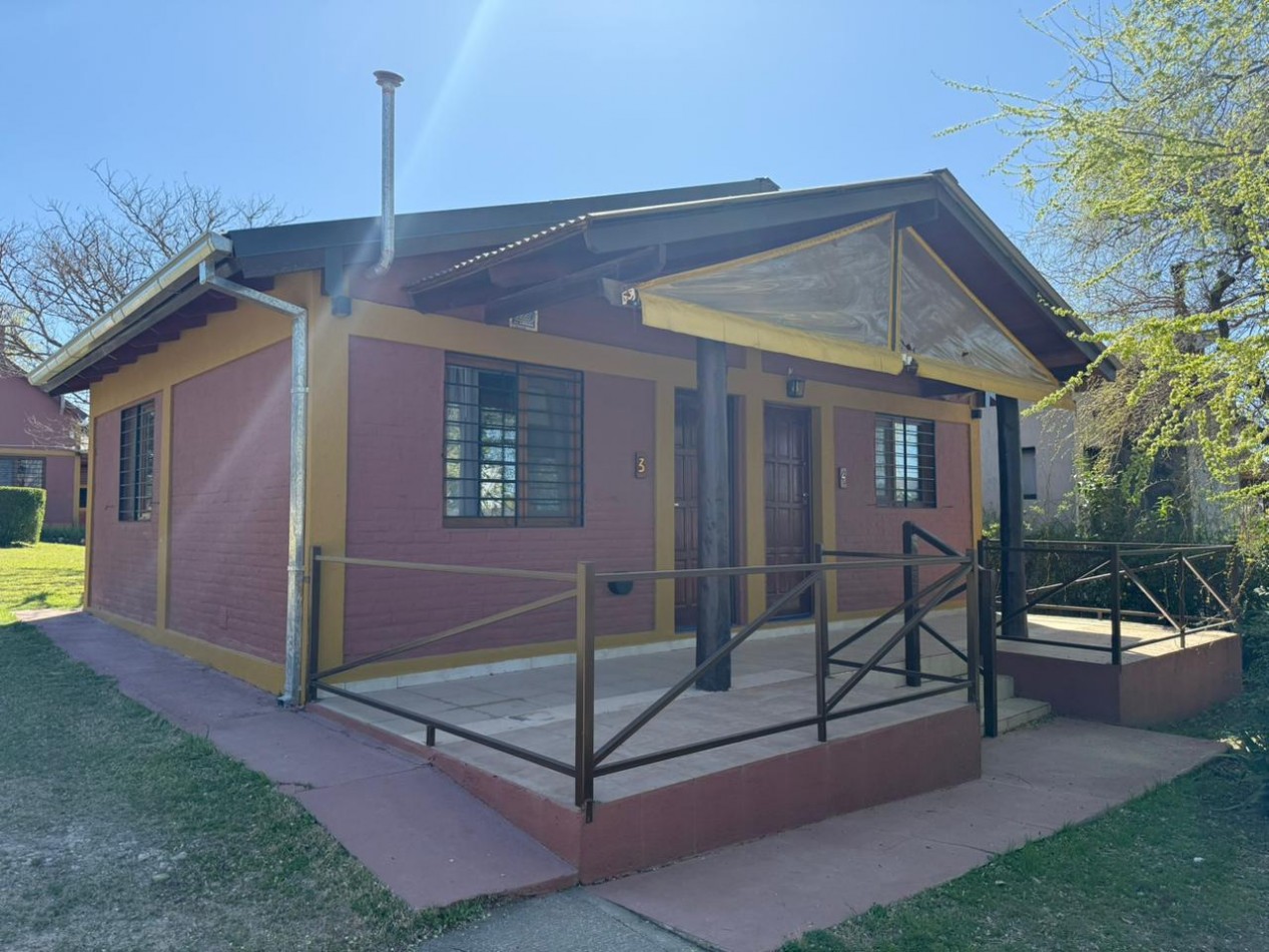VENTA COMPLEJO DE 5 CABAÑAS CON PILETA - LOS REARTES