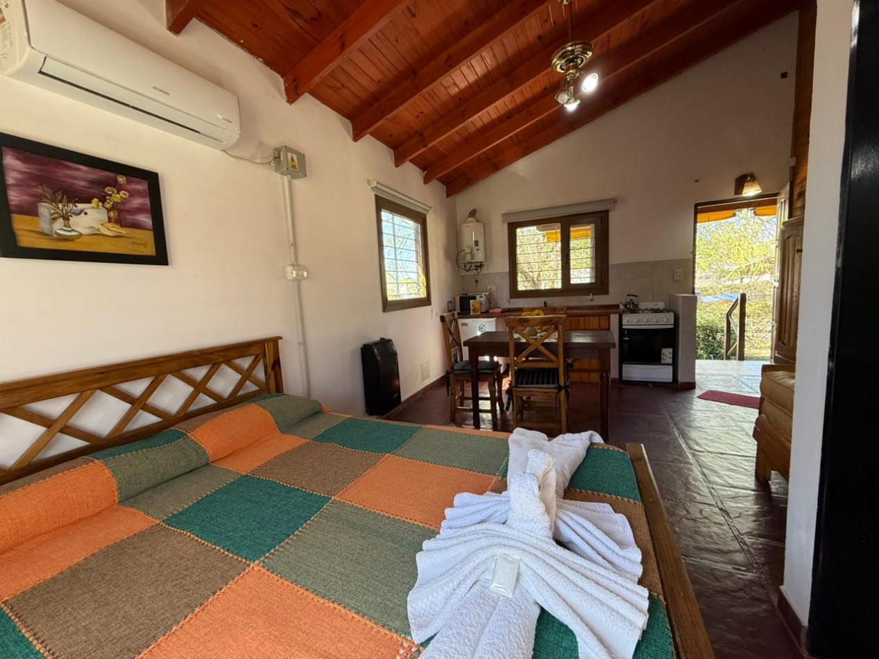 VENTA COMPLEJO DE 5 CABAÑAS CON PILETA - LOS REARTES