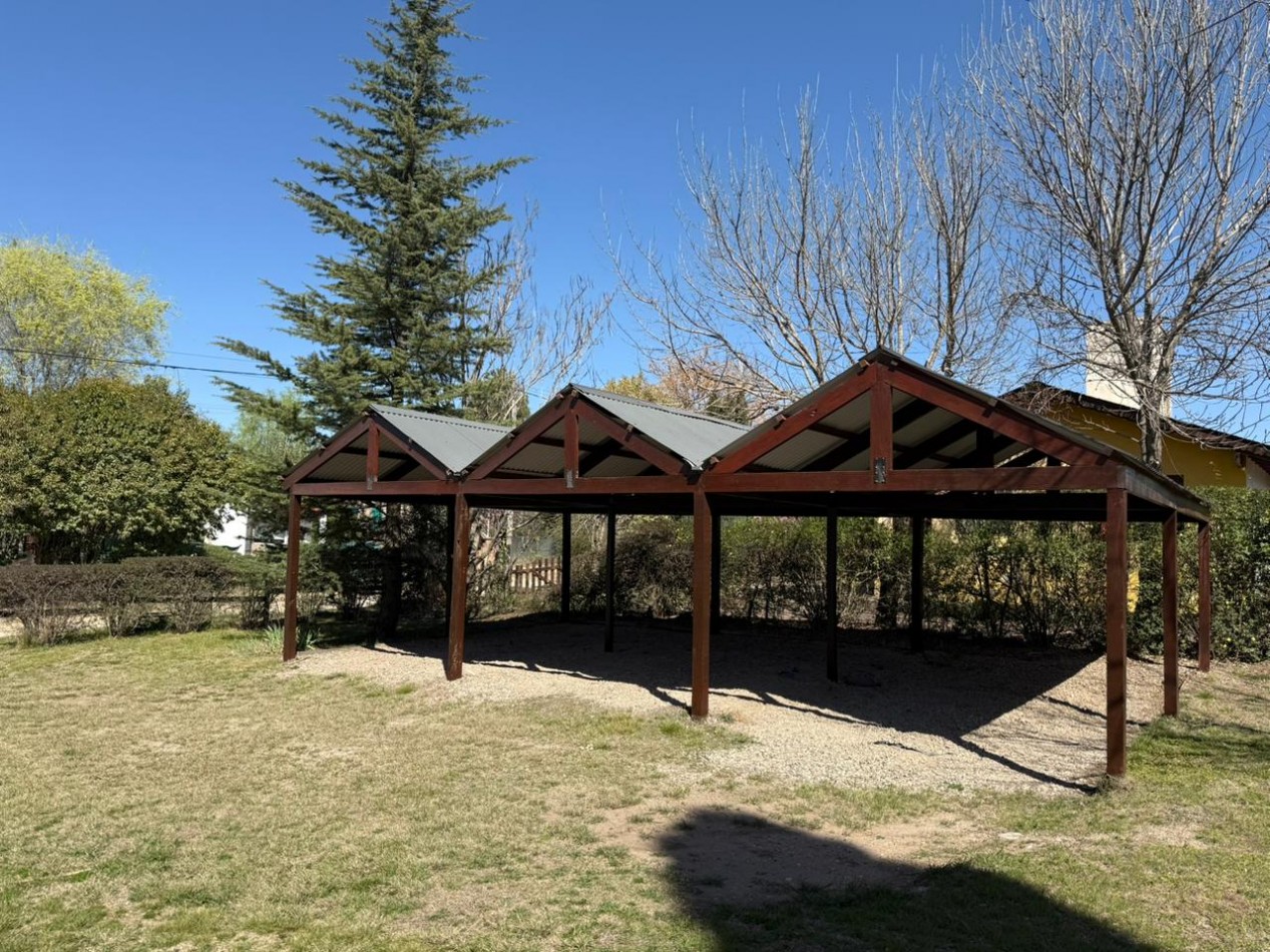 VENTA COMPLEJO DE 5 CABAÑAS CON PILETA - LOS REARTES