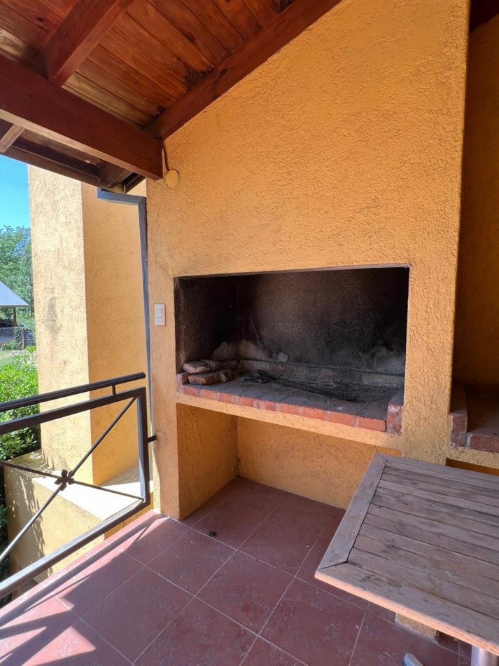 VENTA POSADA - BARRIO GUTIERREZ - LOS REARTES 