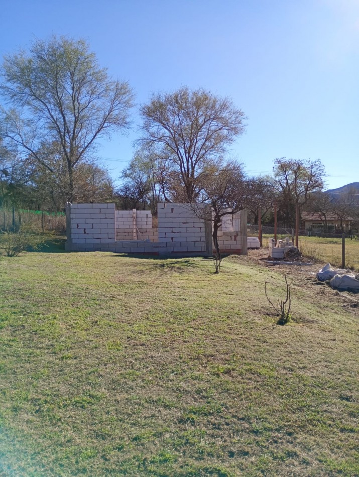 LOTE DE 424 MTS² + CONSTRUCCION - CUATRO HORIZONTES - VILLA GENERAL BELGRANO
