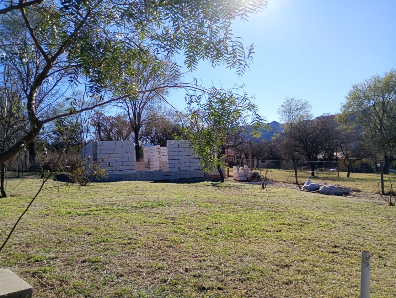 LOTE DE 424 MTS² + CONSTRUCCION - CUATRO HORIZONTES - VILLA GENERAL BELGRANO