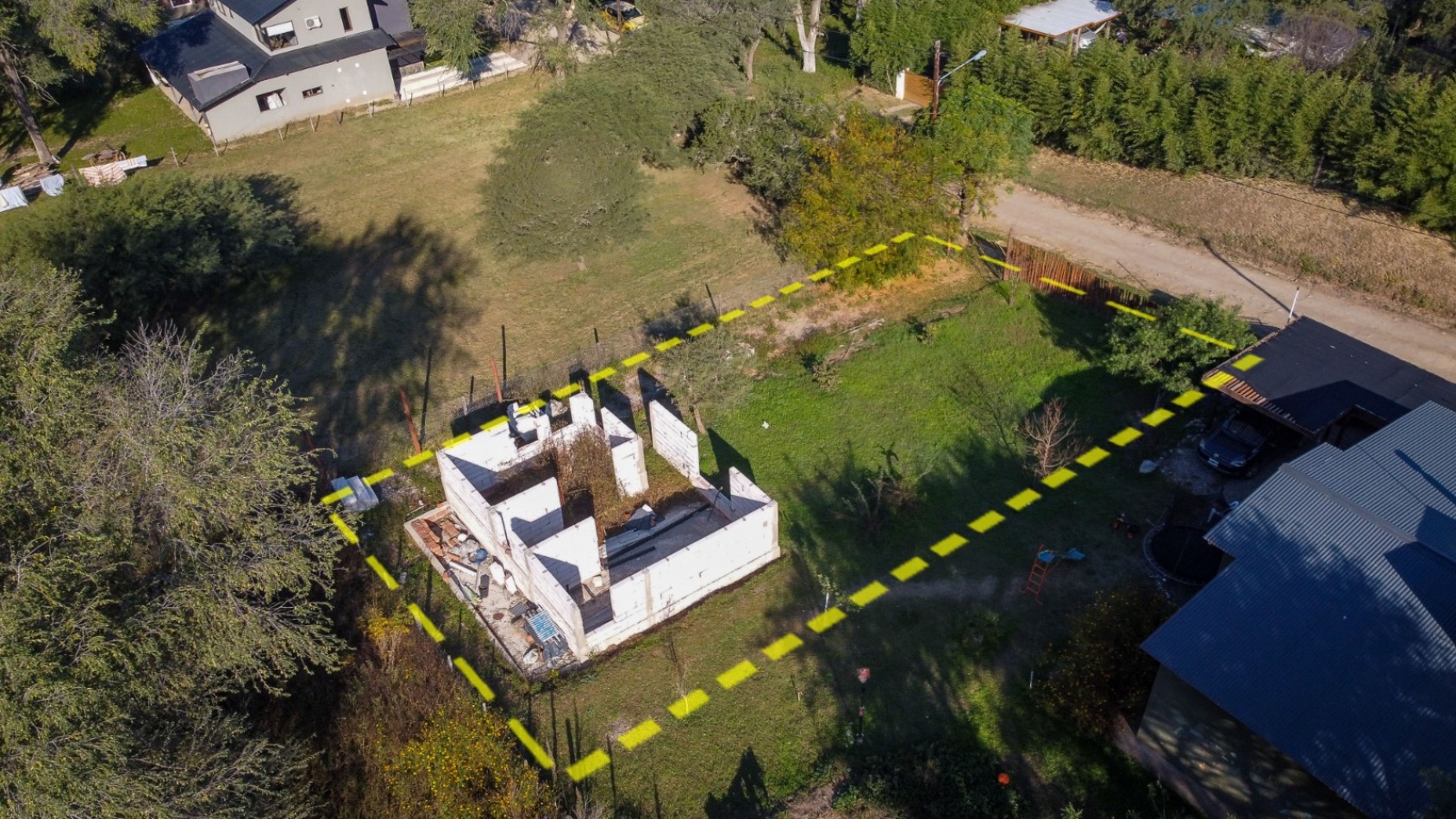 LOTE DE 424 MTS² + CONSTRUCCION - CUATRO HORIZONTES - VILLA GENERAL BELGRANO