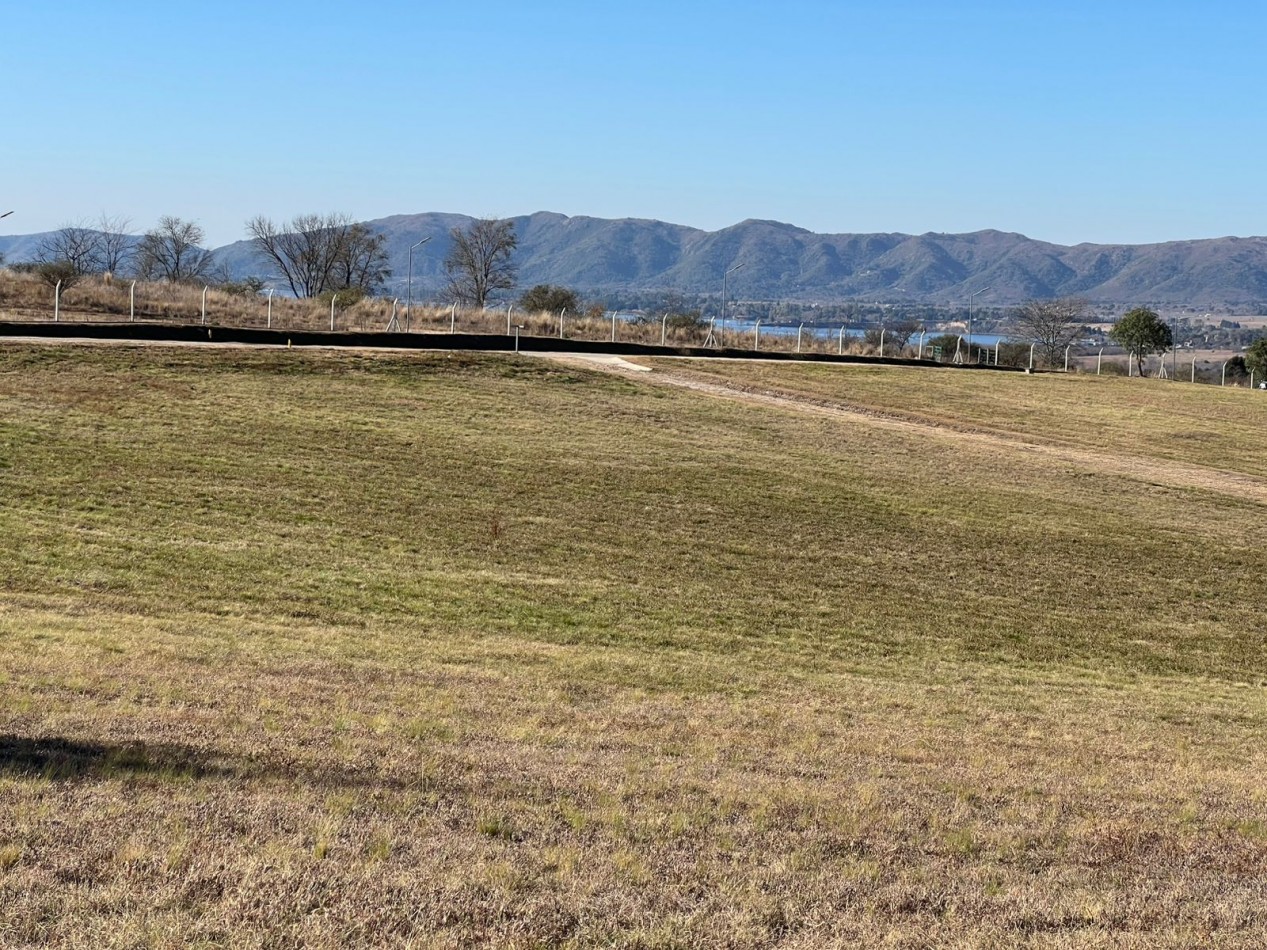 VENTA DE LOTE EN ALTOS DEL CORRAL - LOS REARTES