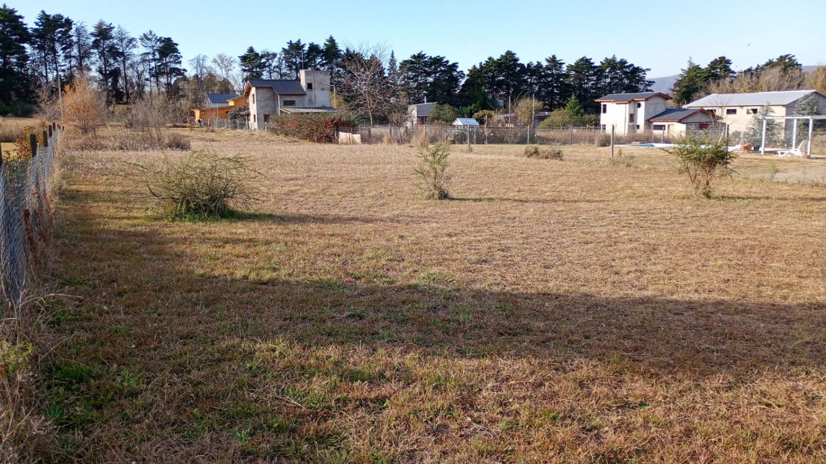 VENTA LOTE DE 1.079 MTS² - BARRIO BRISAS DE TOTORALEJOS - LOS REARTES