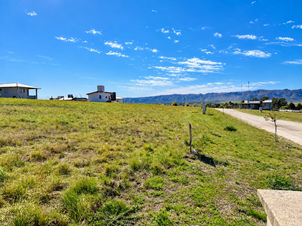 VENTA DE LOTE EN ALTOS LOS REARTES