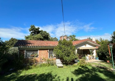 CASA EN VENTA EN VILLA GENERAL BELGRANO SOBRE CALLE MANANTIALES