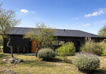 CASA EN VENTA EN TIERRAS DEL SAUCE - VILLA GENERAL BELGRANO