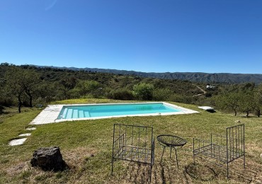 CASA EN VENTA EN TIERRAS DEL SAUCE - VILLA GENERAL BELGRANO