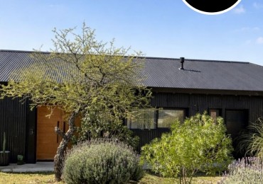 CASA EN VENTA EN TIERRAS DEL SAUCE - VILLA GENERAL BELGRANO